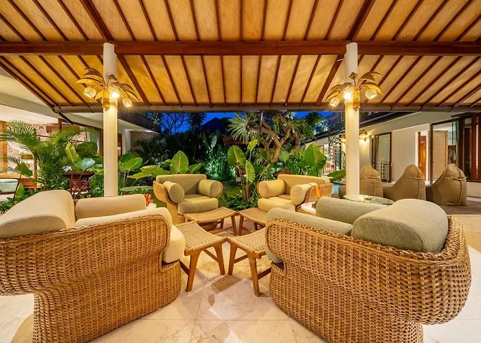 Sweet Surrender - Stylish 4br Near Potato Head Villa Seminyak