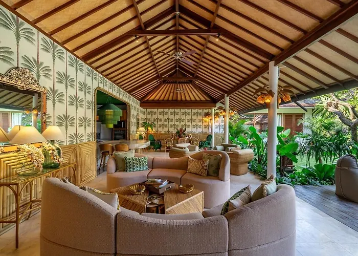 Sweet Surrender - Stylish 4br Near Potato Head Seminyak
