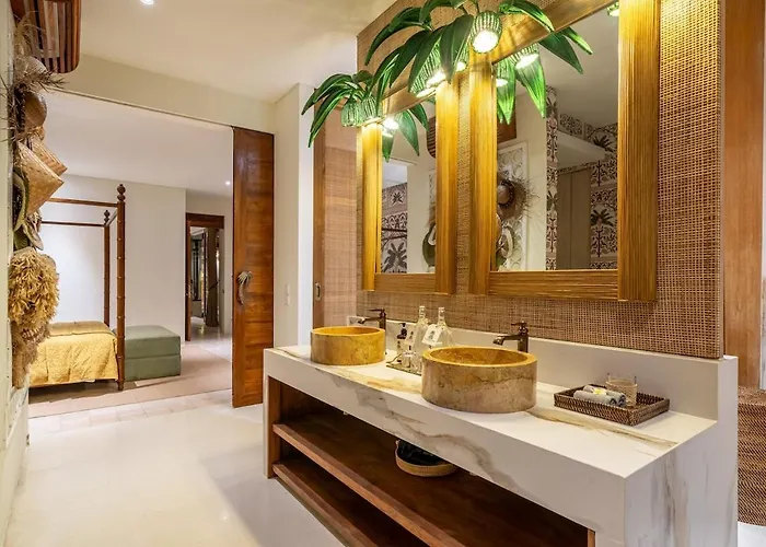 Villa Sweet Surrender - Stylish 4br Near Potato Head *