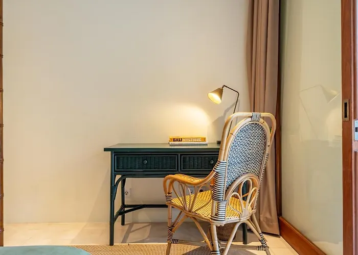 Sweet Surrender - Stylish 4br Near Potato Head Villa