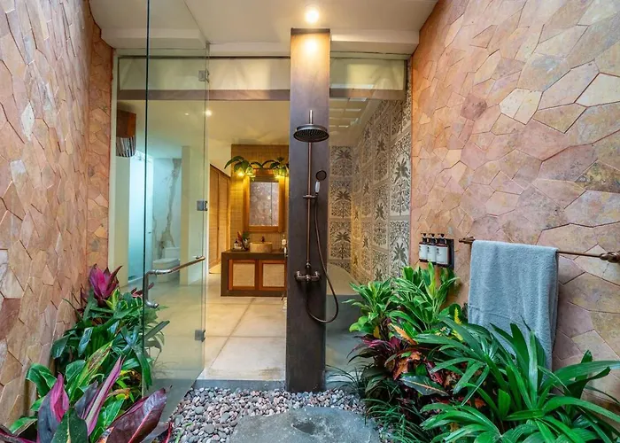Sweet Surrender - Stylish 4br Near Potato Head Villa Seminyak