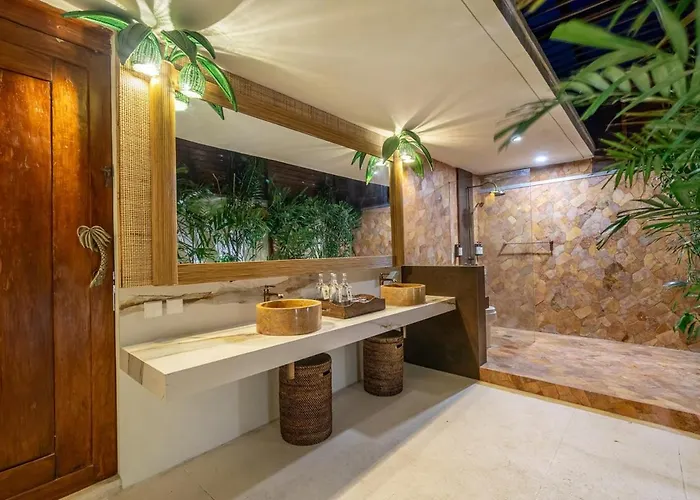 Sweet Surrender - Stylish 4br Near Potato Head