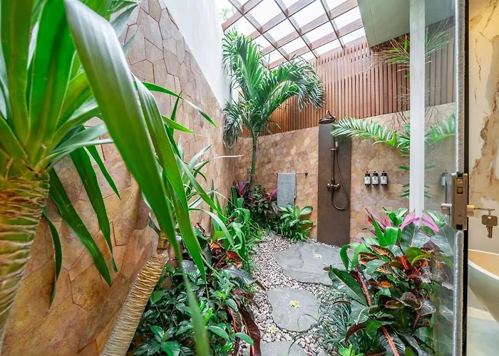 Sweet Surrender - Stylish 4br Near Potato Head