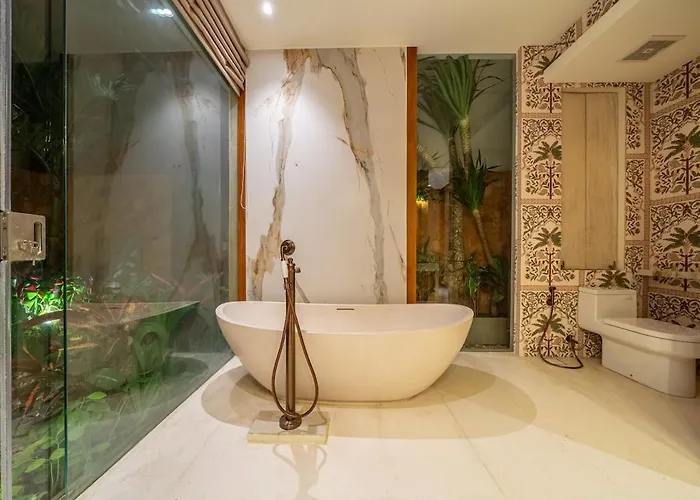 Sweet Surrender - Stylish 4br Near Potato Head Villa *