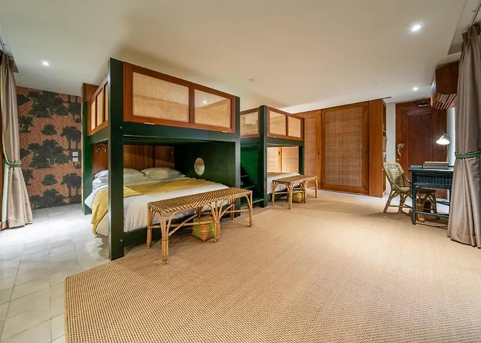 Villa Sweet Surrender - Stylish 4br Near Potato Head *