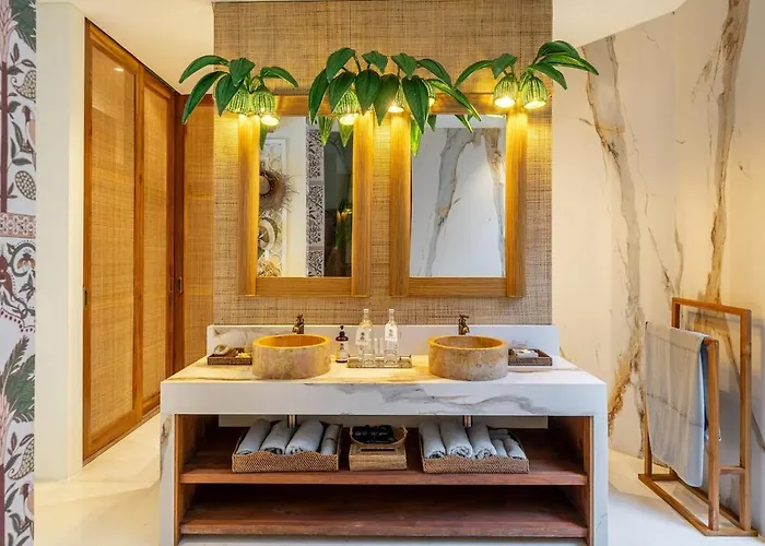 Sweet Surrender - Stylish 4br Near Potato Head Seminyak