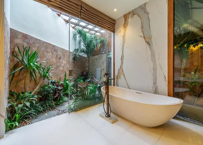 Villa Sweet Surrender - Stylish 4br Near Potato Head