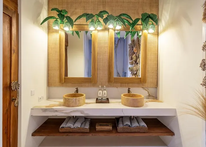 Sweet Surrender - Stylish 4br Near Potato Head Villa *