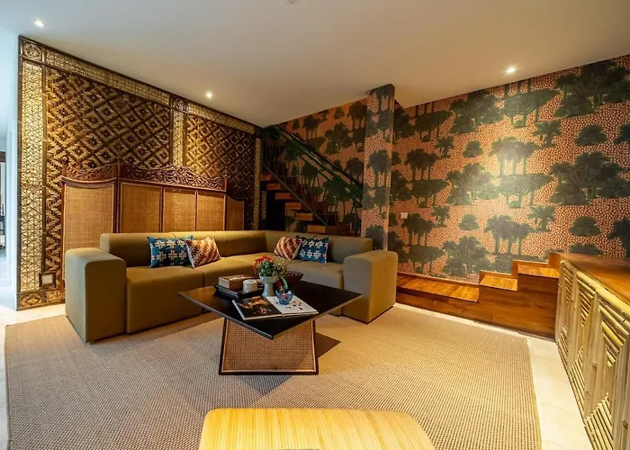 Sweet Surrender - Stylish 4br Near Potato Head Villa Seminyak