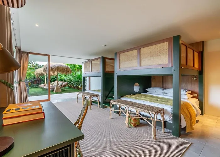 Villa Sweet Surrender - Stylish 4br Near Potato Head Seminyak