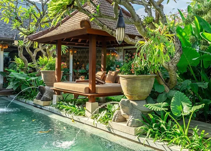 Sweet Surrender - Stylish 4br Near Potato Head * Seminyak